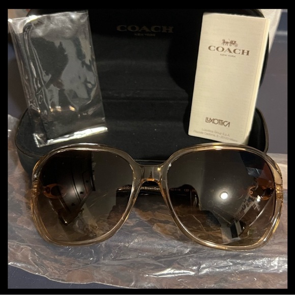 Coach sunglasses! - Picture 1 of 6